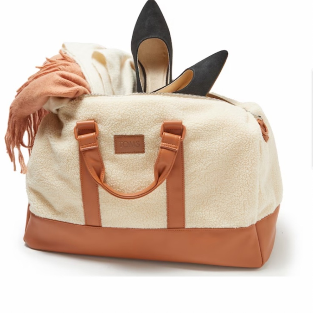 DSW Toms Sherpa Bag New in Packaging